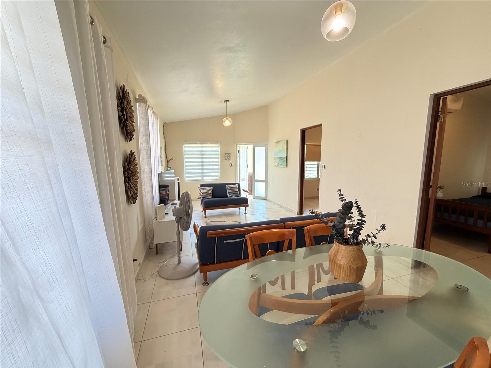3 hab · 2 baños · ARECIBO — foto 3