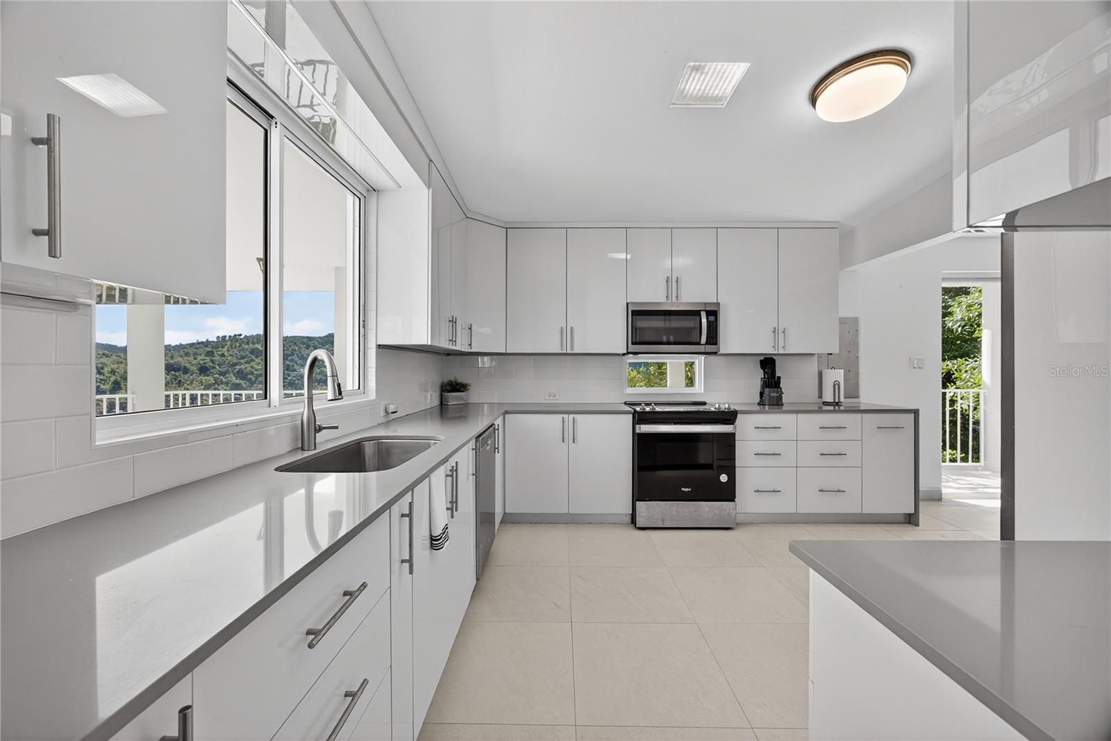 5 hab · 7 baños · LUQUILLO — foto 6