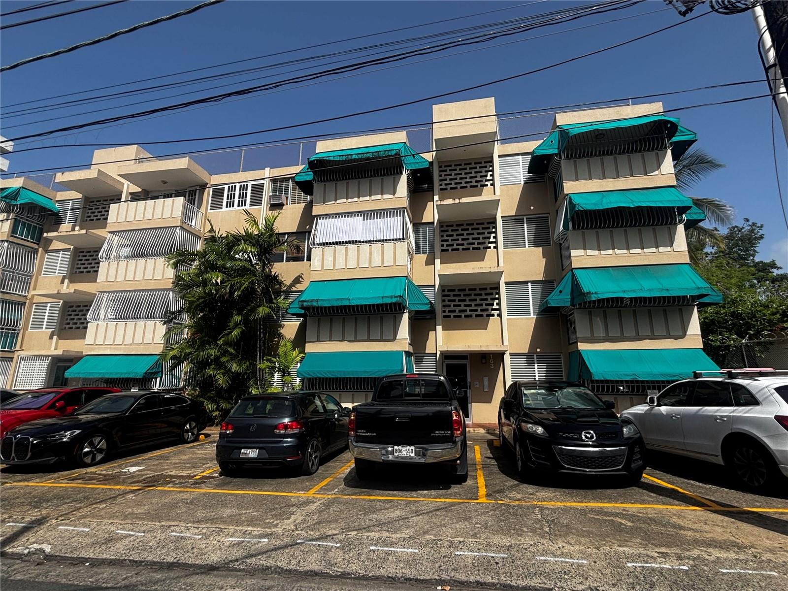 3 hab · 2 baños · SAN JUAN