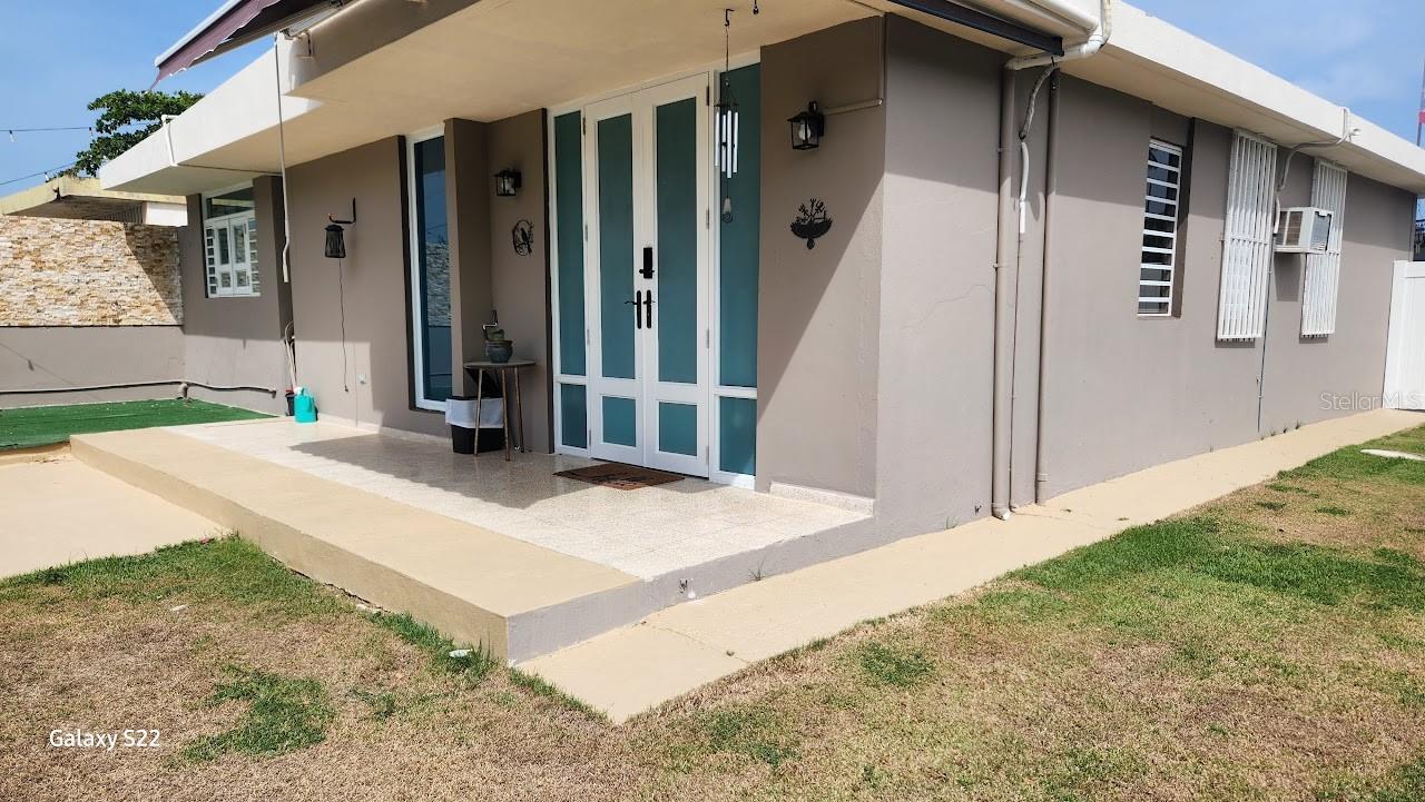 3 hab · 1 baños · HUMACAO