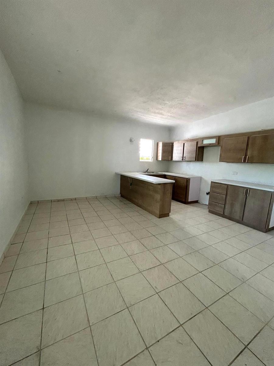 6 hab · 4 baños · TOA ALTA — foto 3