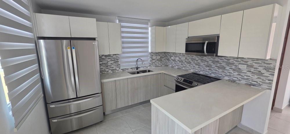 3 hab · 3 baños · CAGUAS