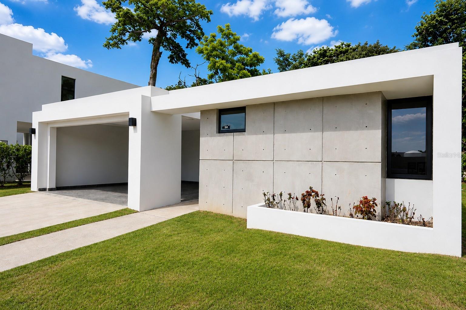 3 hab · 3 baños · GUAYNABO