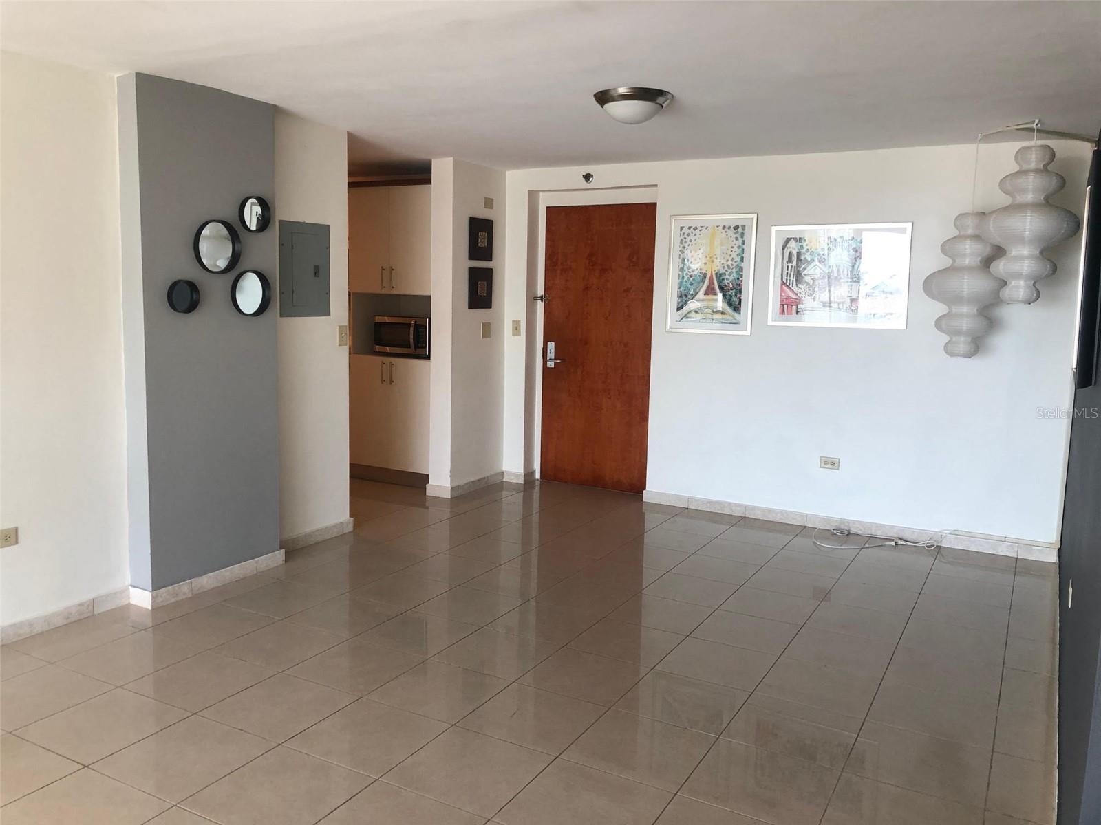 2 hab · 2 baños · SAN JUAN