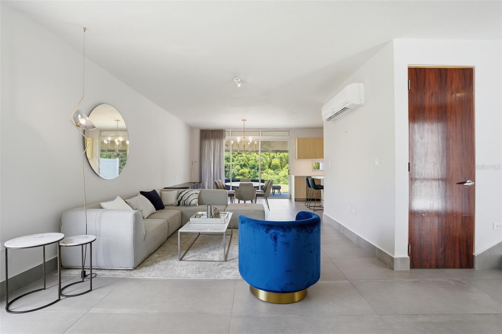 3 hab · 3 baños · GUAYNABO