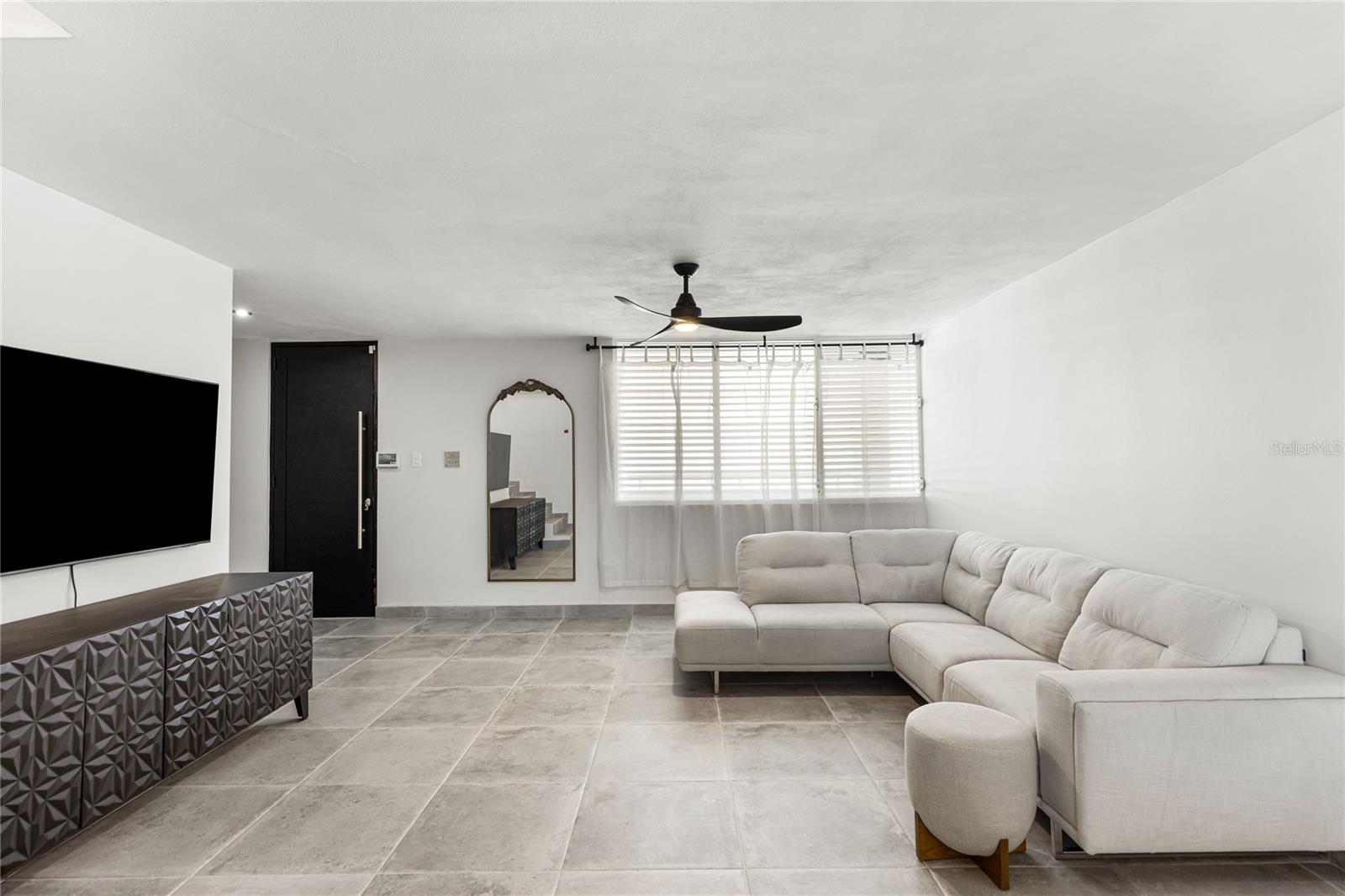 3 hab · 3 baños · GUAYNABO