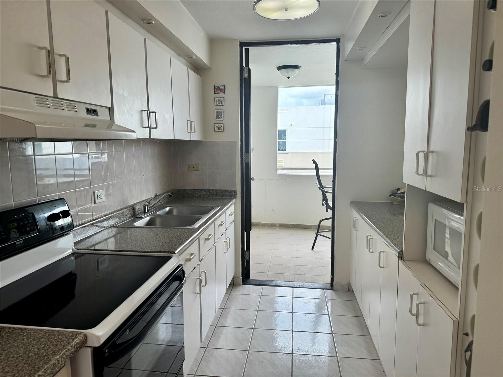 2 hab · 3 baños · ARROYO — foto 6