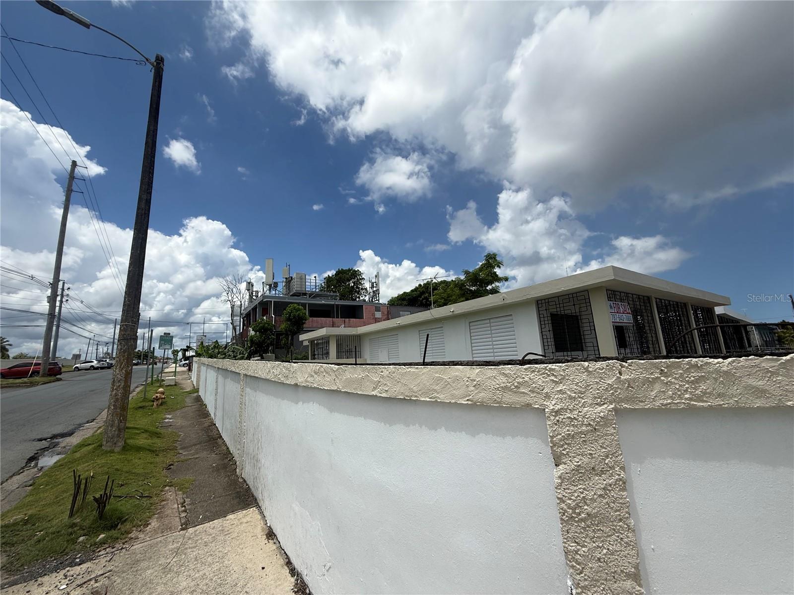 7 hab · 4 baños · BAYAMON