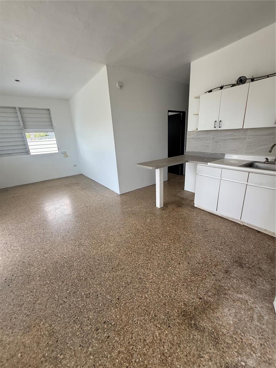 7 hab · 4 baños · BAYAMON — foto 6