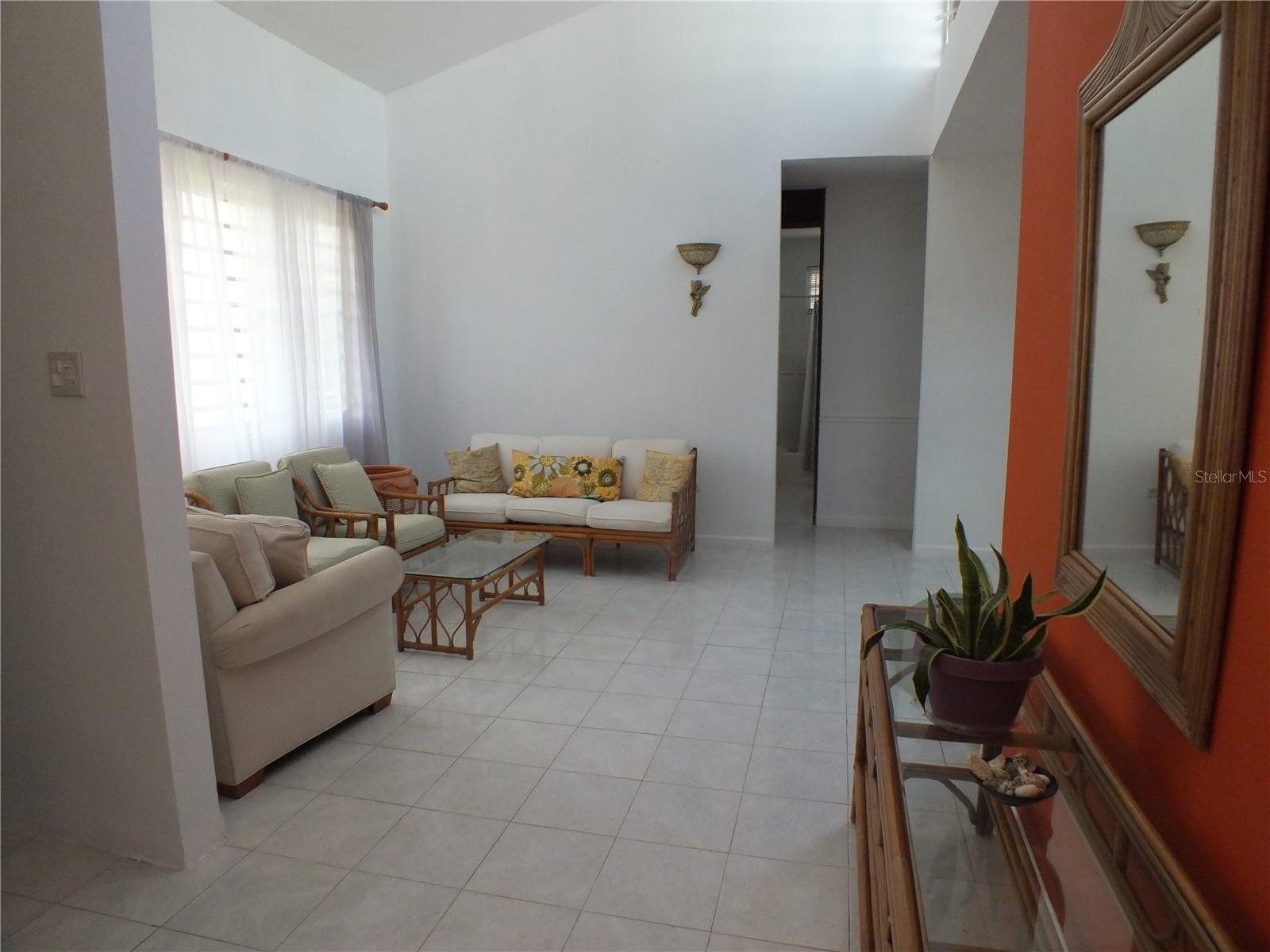3 hab · 2 baños · RIO GRANDE