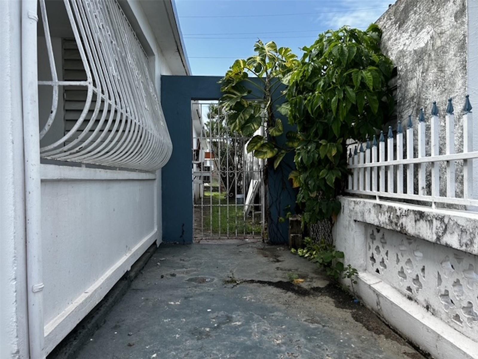 4 hab · 2 baños · VIEQUES