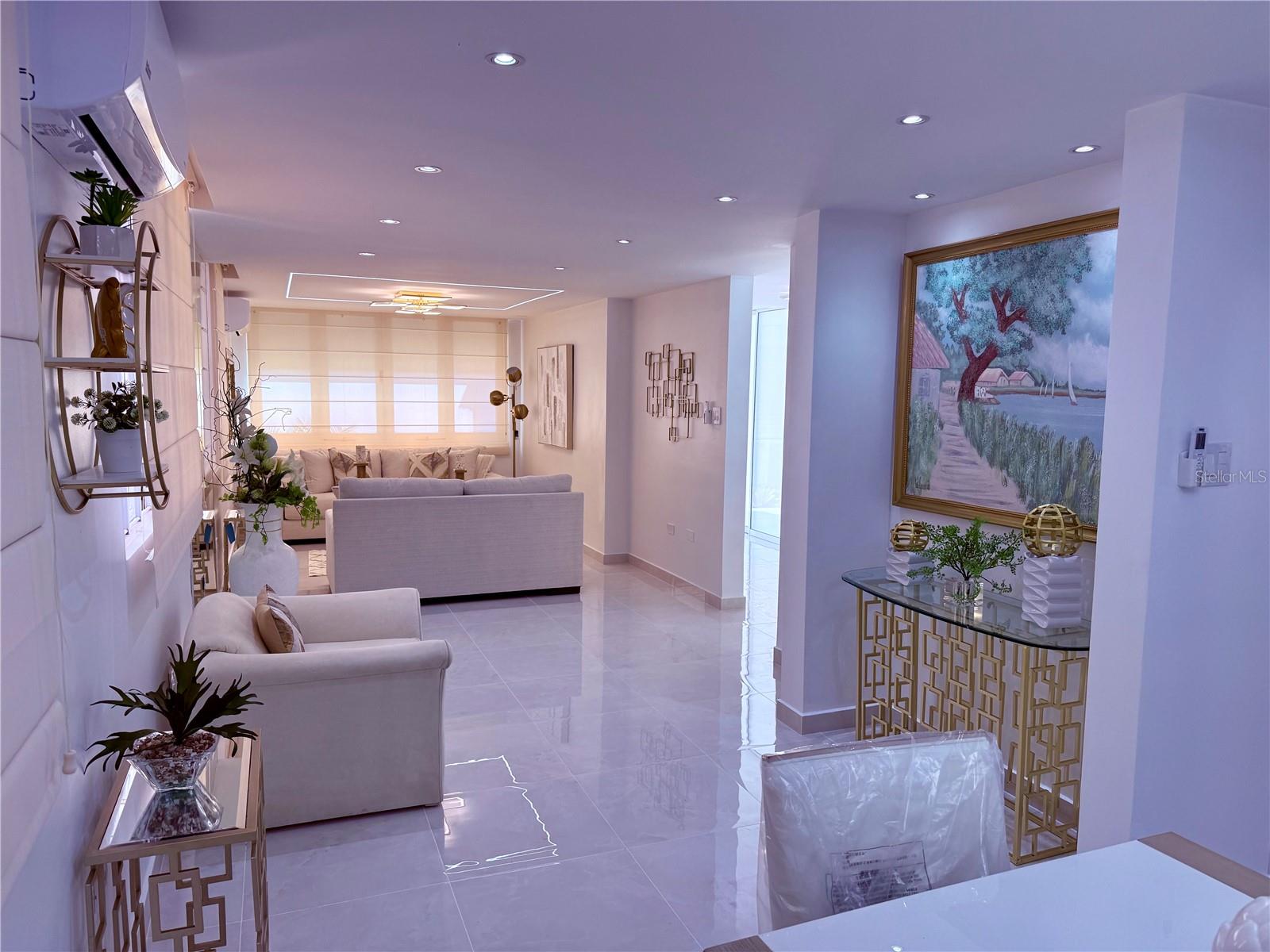 5 hab · 4 baños · GUAYNABO