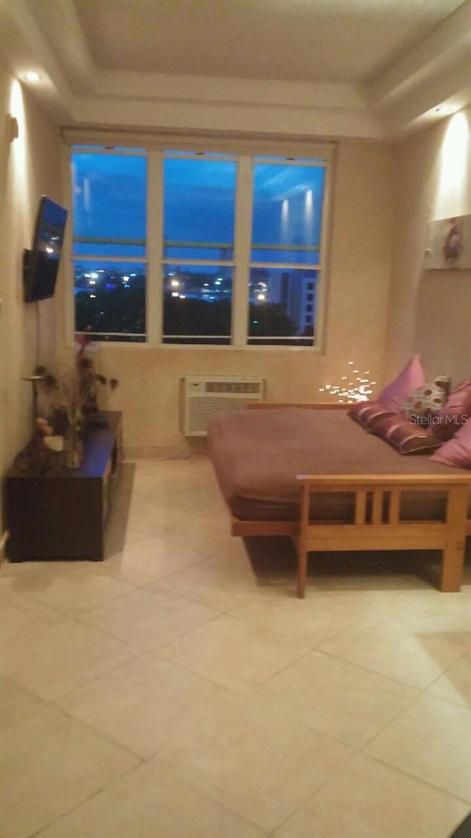1 hab · 1 baños · SAN JUAN