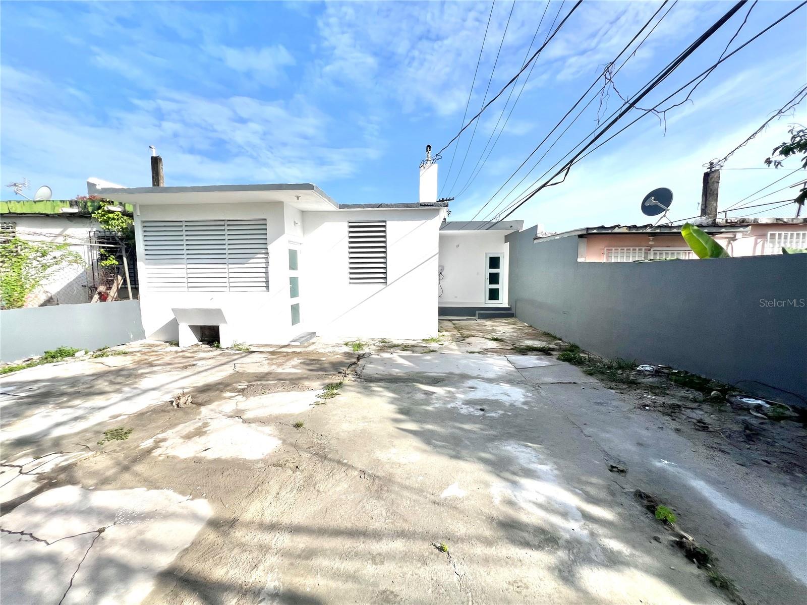 4 hab · 1 baños · SAN JUAN