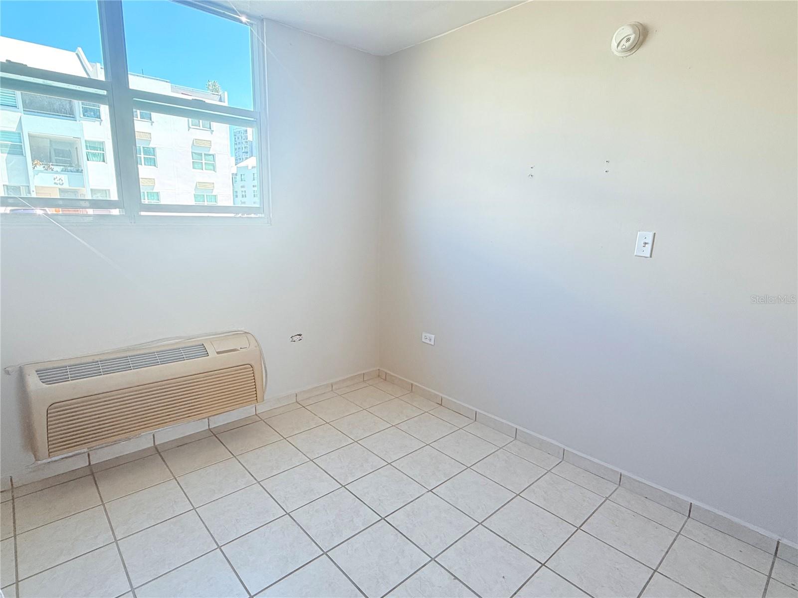 3 hab · 2 baños · TOA BAJA — foto 3