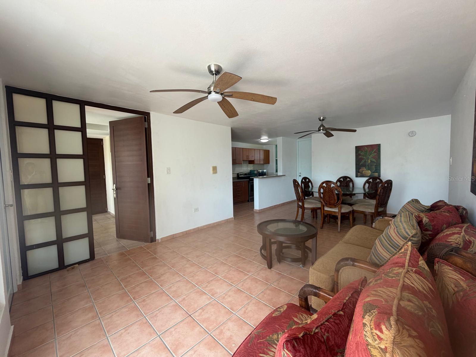 3 hab · 2 baños · LOIZA