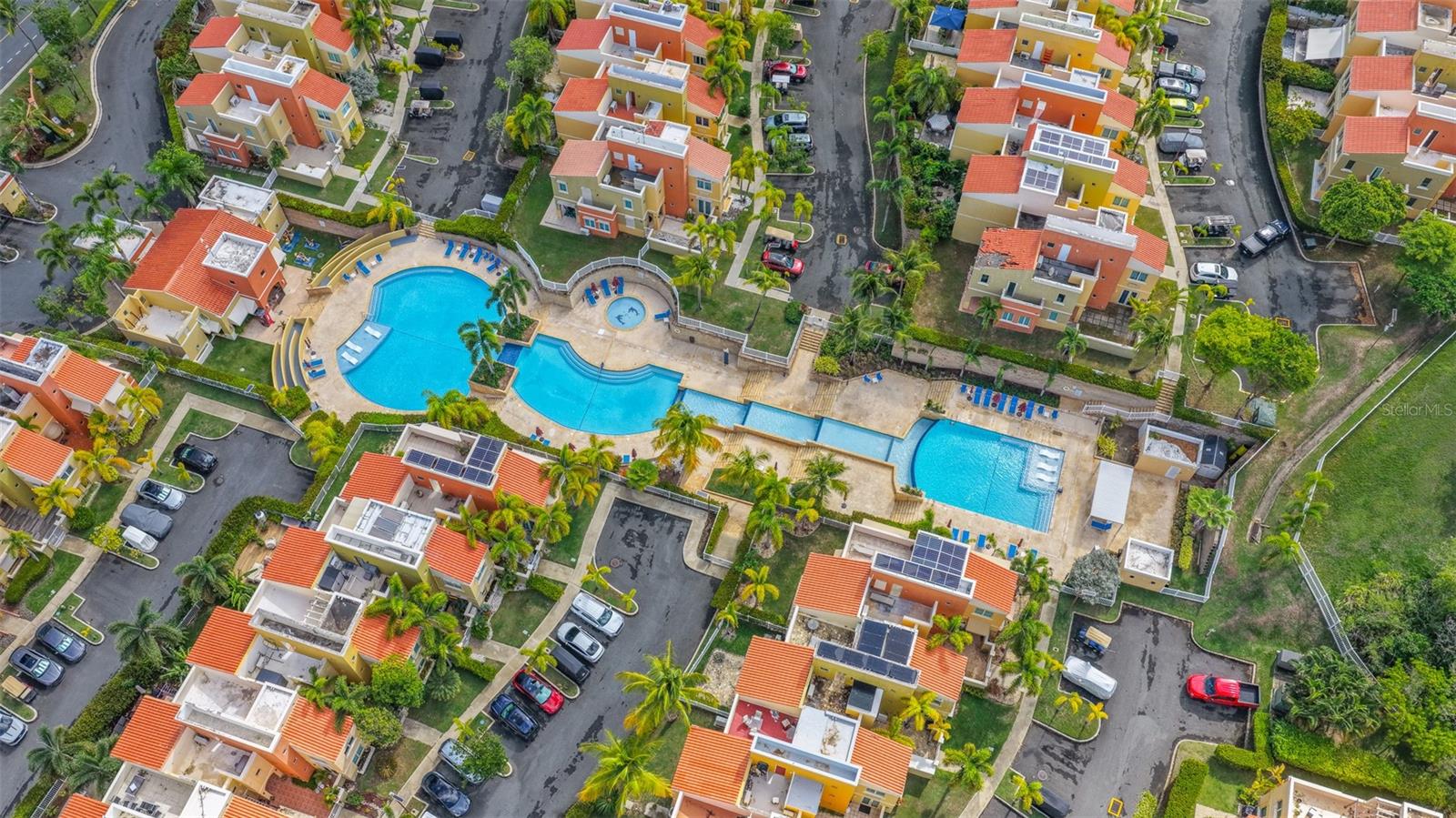 3 hab · 3 baños · HUMACAO
