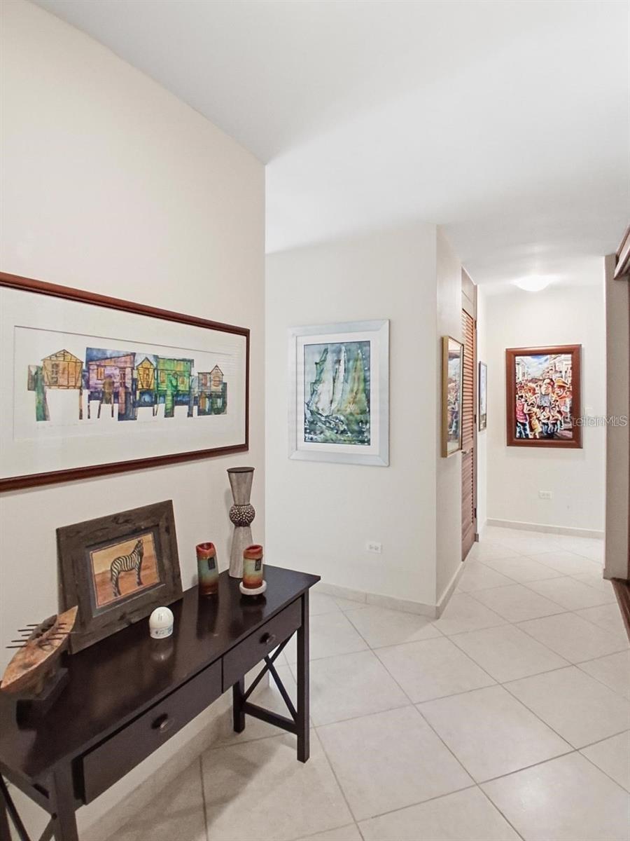 2 hab · 2 baños · HUMACAO